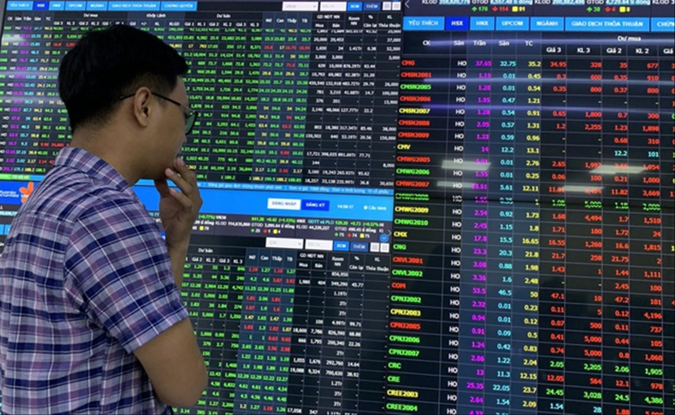 HoSE khớp lệnh trên 15.000 tỷ đồng/phiên là mức cao lâu rồi mới thấy (Ảnh minh hoạ) HoSE khớp lệnh trên 15.000 tỷ đồng/phiên là mức cao lâu rồi mới thấy (Ảnh minh hoạ)