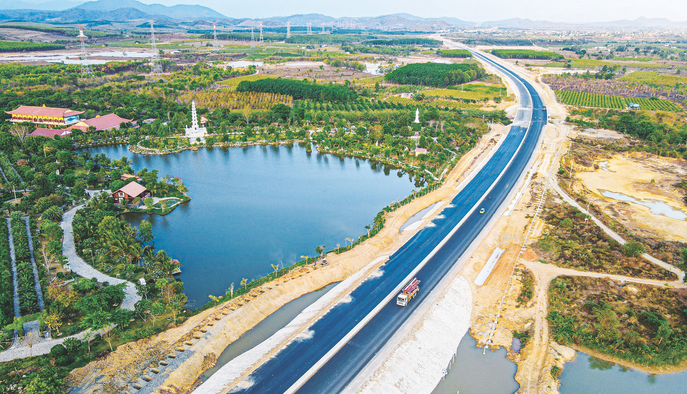 Đoạn cao tốc Dầu Giây – Phan Thiết do CIENCO4 thi công Đoạn cao tốc Dầu Giây – Phan Thiết do CIENCO4 thi công