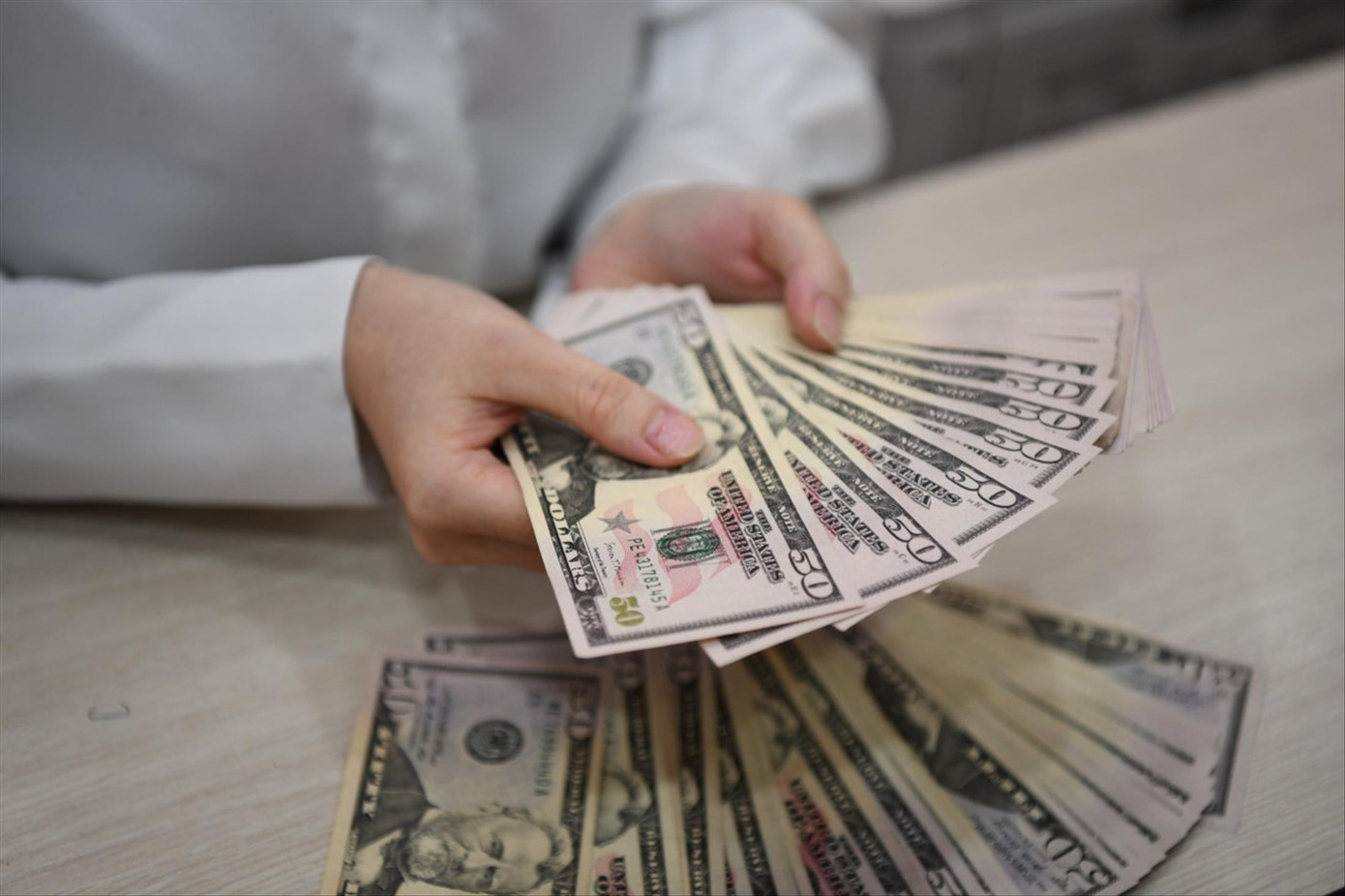 Giá USD liên tục tăng. Ảnh: PV