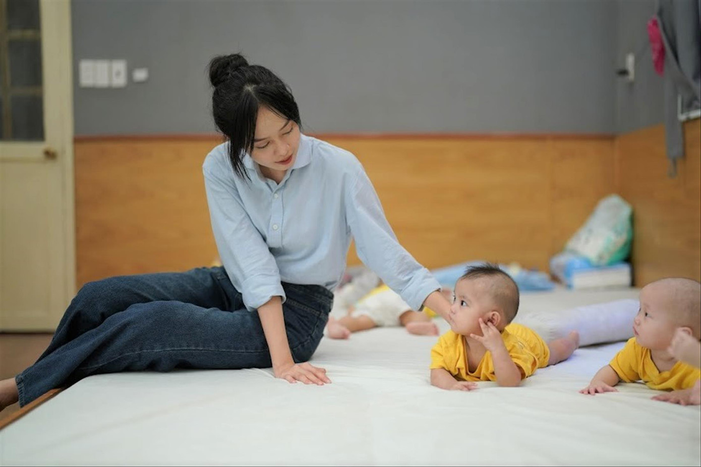 Huỳnh Thị Thanh Thủy lọt top 5 Người đẹp Nhân ái với dự án Mái ấm Chúc Từ Ảnh: PHẠM NGUYỄN Huỳnh Thị Thanh Thủy lọt top 5 Người đẹp Nhân ái với dự án Mái ấm Chúc Từ Ảnh: PHẠM NGUYỄN