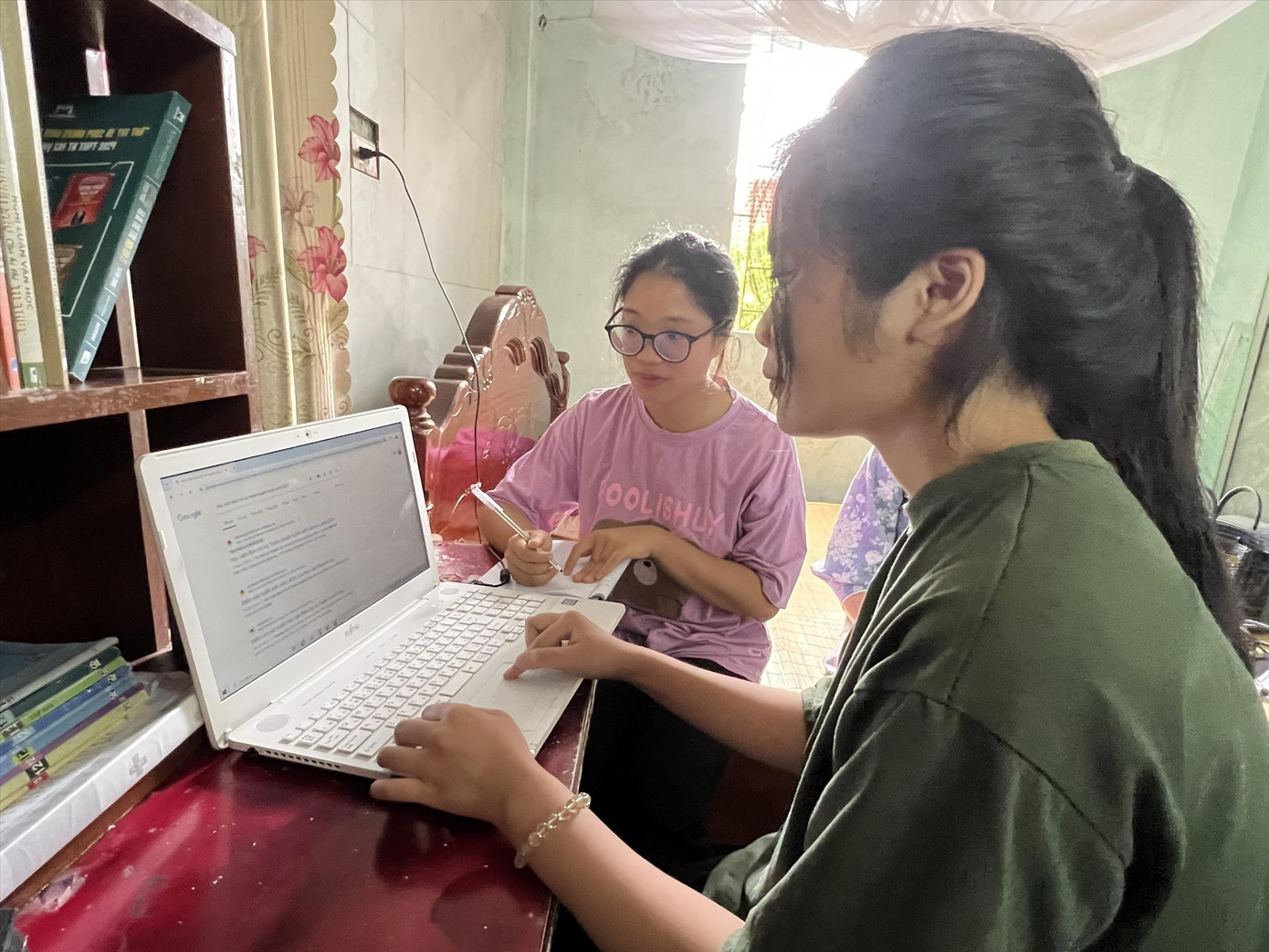 Thí sinh ở Bắc Ninh lo lắng cân nhắc lựa chọn nguyện vọng sau khi có kết quả thi Thí sinh ở Bắc Ninh lo lắng cân nhắc lựa chọn nguyện vọng sau khi có kết quả thi