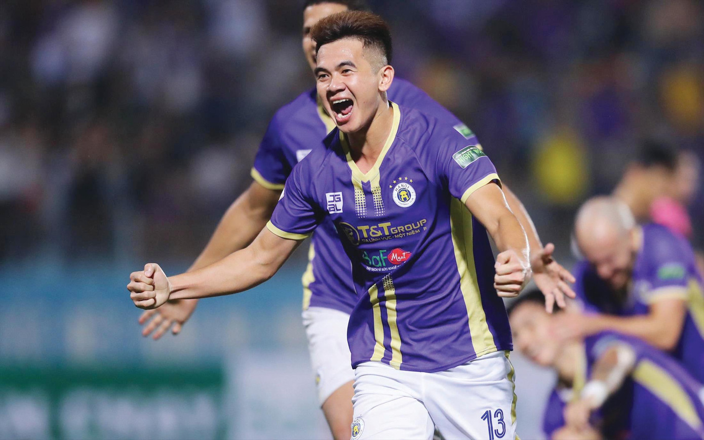 Hà Nội FC chính thức trở thành nhà vô địch V-League 2022 Ảnh: Anh Tú Hà Nội FC chính thức trở thành nhà vô địch V-League 2022 Ảnh: Anh Tú