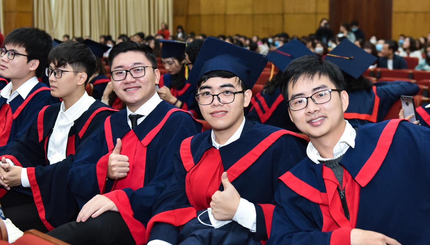 Sinh viên ĐH Bách khoa Hà Nội trong lễ tốt nghiệp Ảnh: Diệp An