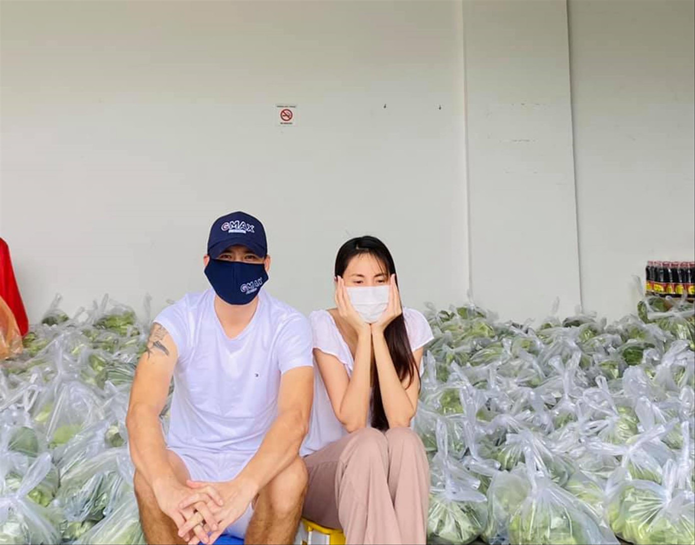 Vợ chồng Công Vinh-Thủy Tiên hẹn sẽ sớm sao kê tài khoản Vợ chồng Công Vinh-Thủy Tiên hẹn sẽ sớm sao kê tài khoản