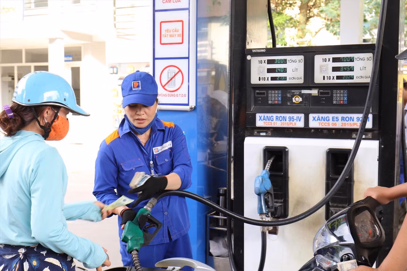 Doanh nghiệp xăng dầu kiến nghị điều chỉnh cơ chế điều hành giá. Ảnh: Như Ý