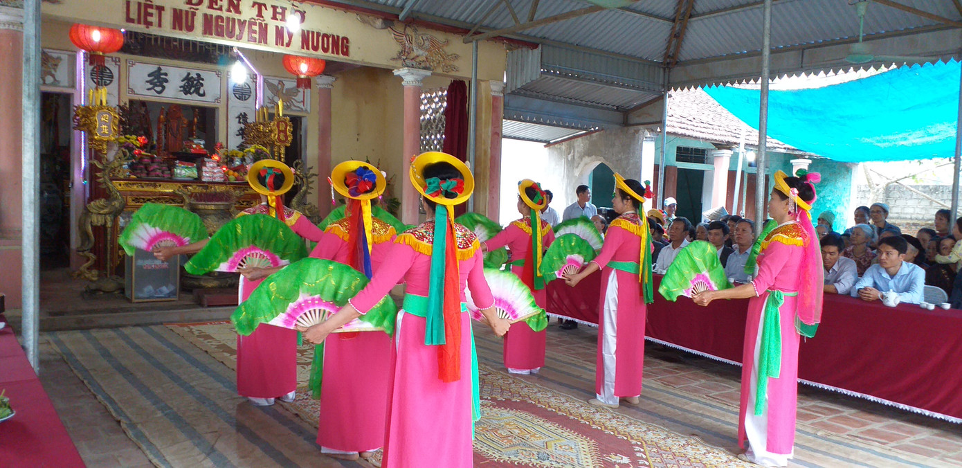 Đền thờ Bà Mỹ Nương thần thành hoàng làng Duyên Hy Đền thờ Bà Mỹ Nương thần thành hoàng làng Duyên Hy