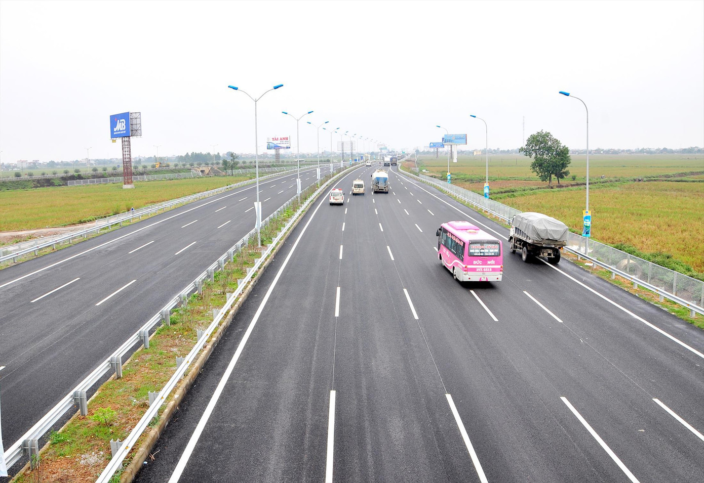 Cao tốc Bắc - Nam đoạn Cầu Giẽ - Ninh Bình Ảnh: Phạm Thanh
