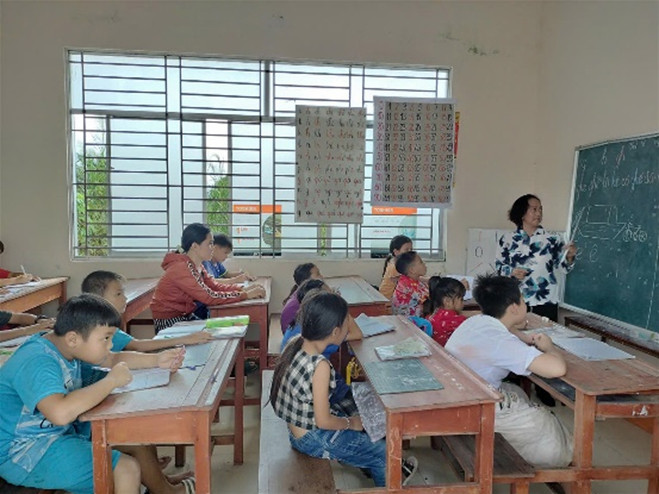 Lớp học tình thương của bà giáo Lê Thị Bích Thuỷ Lớp học tình thương của bà giáo Lê Thị Bích Thuỷ