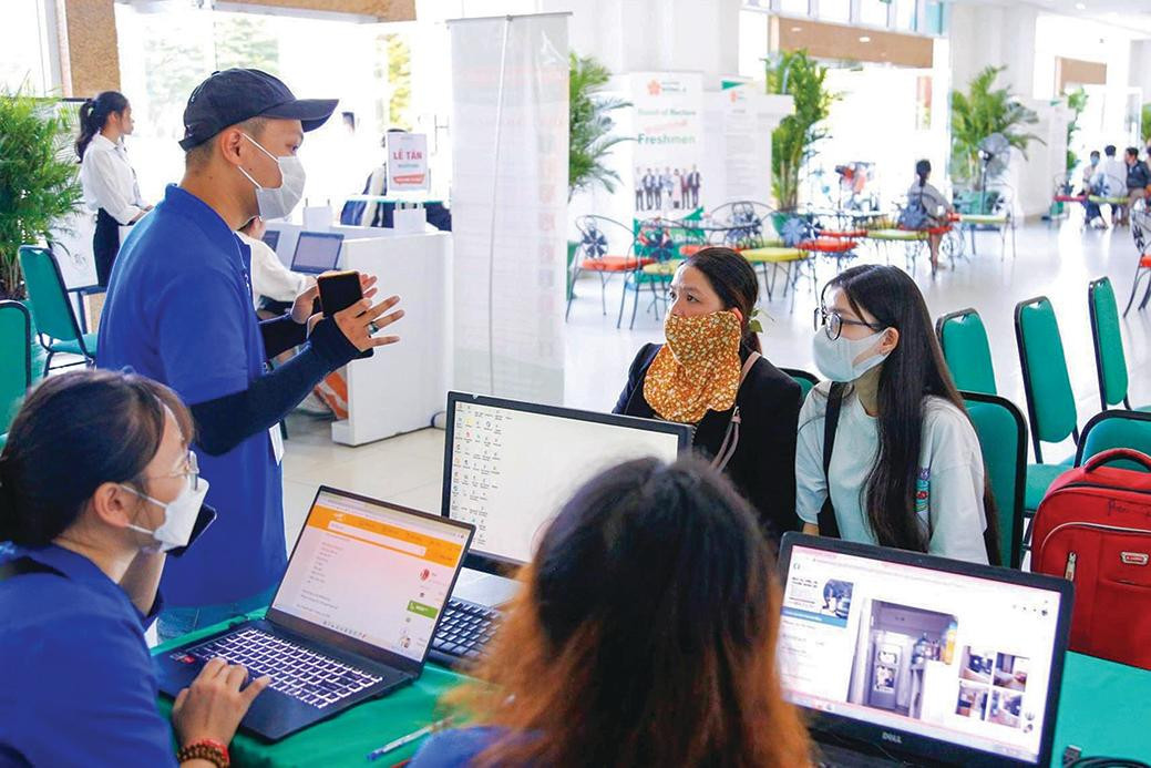 Ngân hàng nhà trọ trực tuyến của Đoàn trường ĐH Đông Á giúp tân sinh viên bớt đi lo lắng, bỡ ngỡ những ngày đầu nhập học