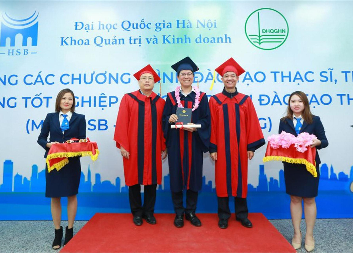 Tiêu chuẩn đầu ra đào tạo tiến sĩ phụ thuộc vào quy định của mỗi trường Ảnh: Diệp An