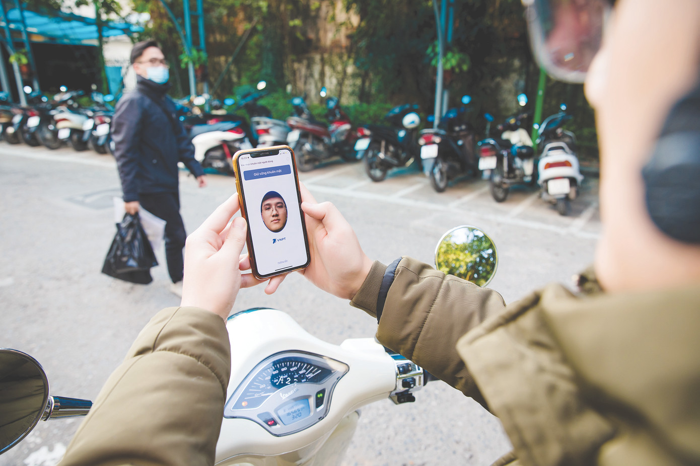 Công nghệ nhận diện khuôn mặt nhờ trí tuệ nhân tạo đang được ứng dụng vào nhiều hoạt động đời sống Công nghệ nhận diện khuôn mặt nhờ trí tuệ nhân tạo đang được ứng dụng vào nhiều hoạt động đời sống