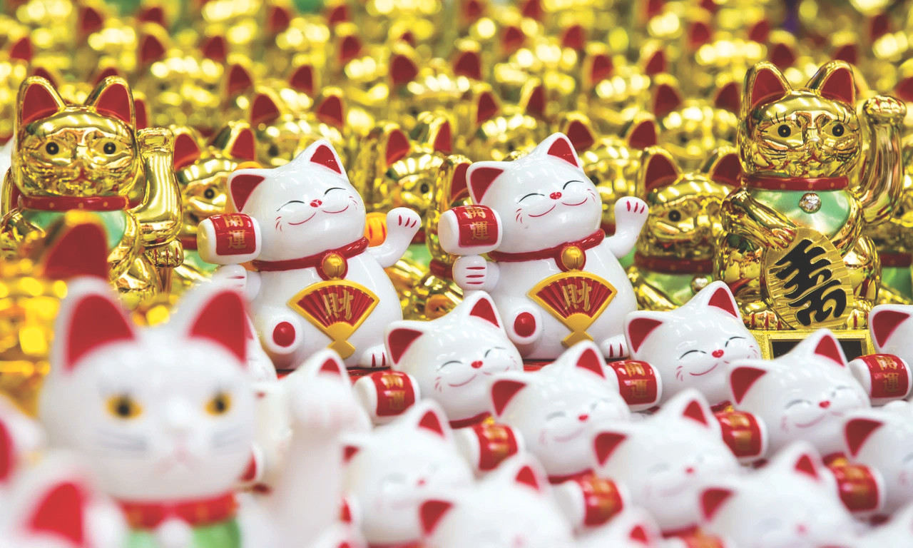 Những chú mèo thần tài tại đền Gotokuji