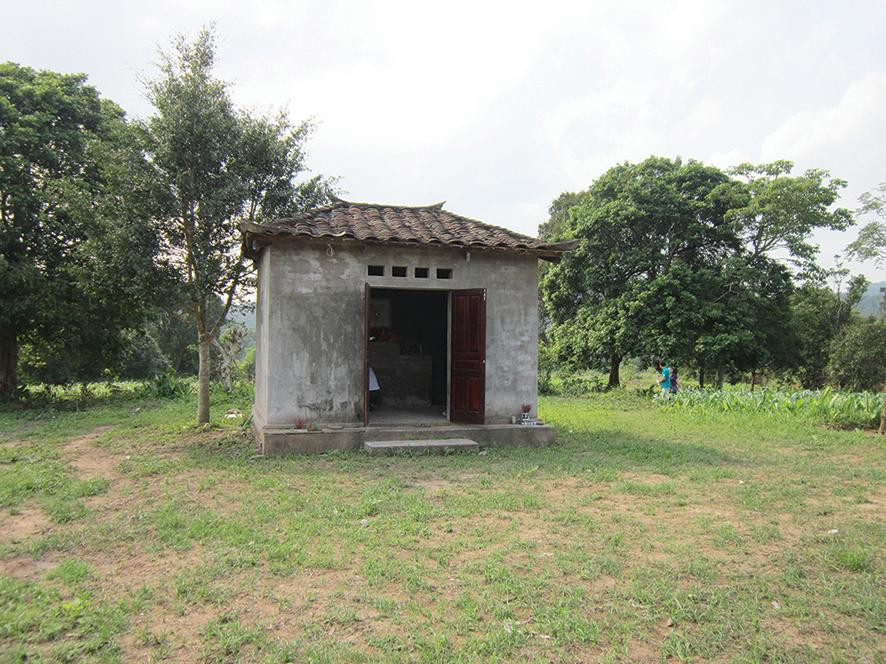 Đình Pò Háng xưa (ảnh tư liệu)