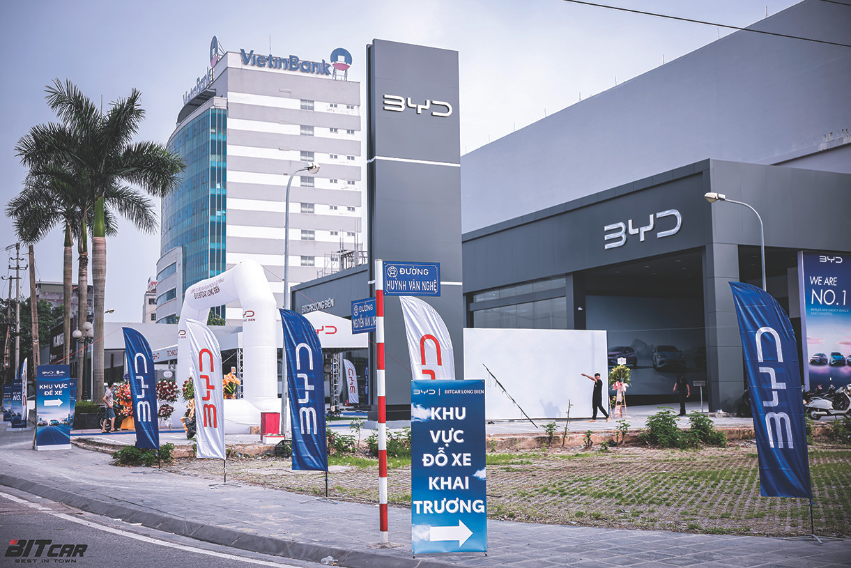 Cơ sở vật chất hiện đại của đại lý 4S BYD Bitcar Long Biên