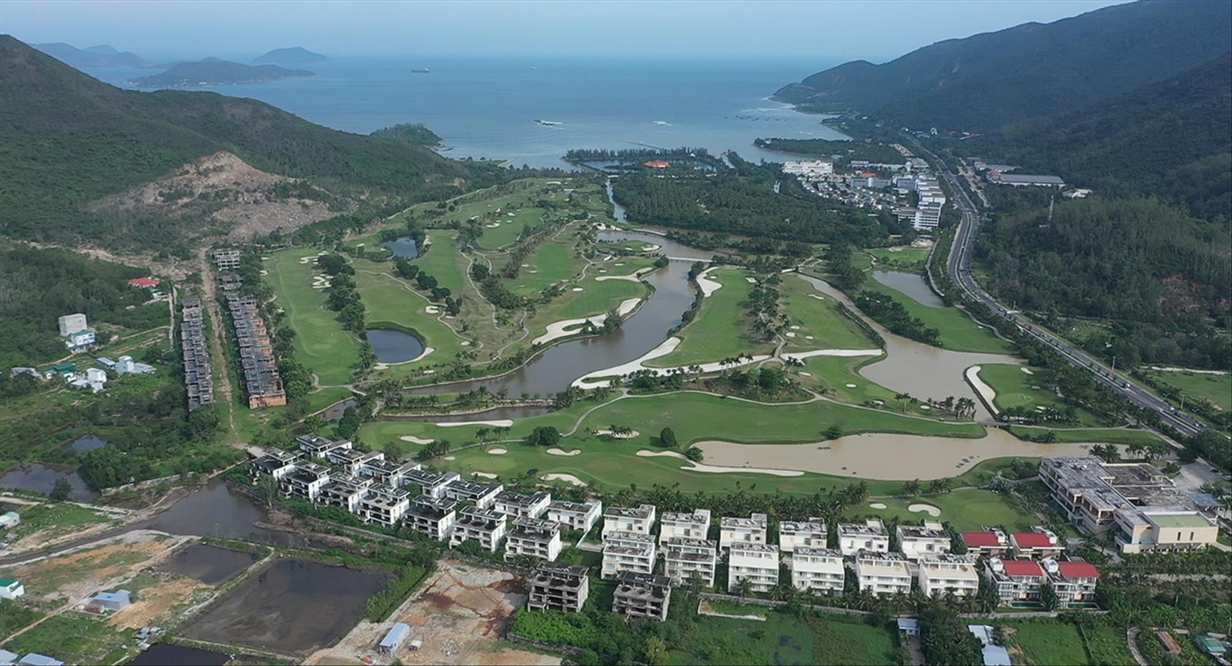 Dự án Sông Lô nay là tổ hợp du lịch Diamond Bay resort & spa Nha Trang Ảnh LỮ HỒ Dự án Sông Lô nay là tổ hợp du lịch Diamond Bay resort & spa Nha Trang Ảnh LỮ HỒ