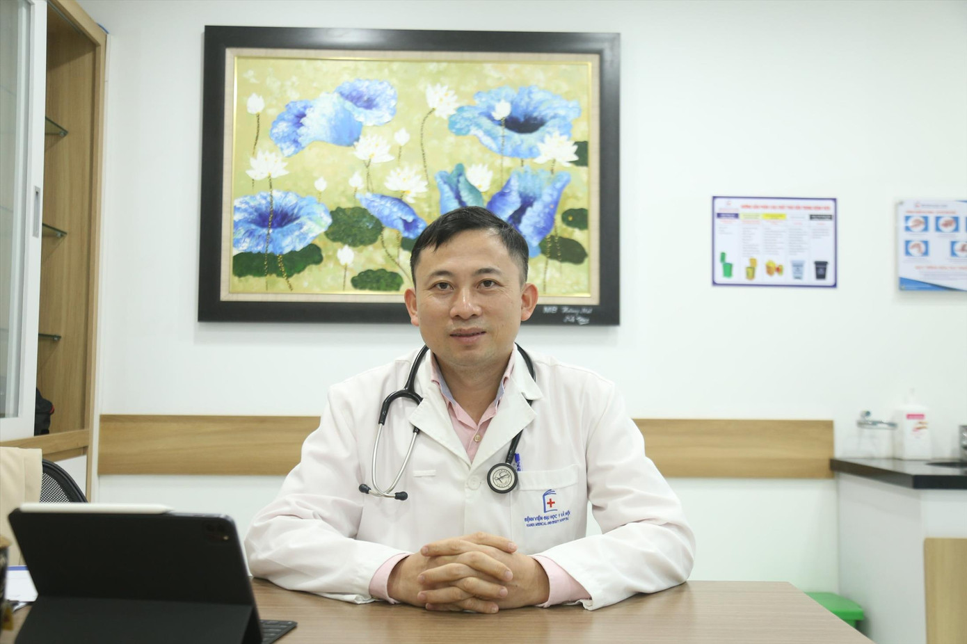 PGS.TS Hoàng Bùi Hải PGS.TS Hoàng Bùi Hải