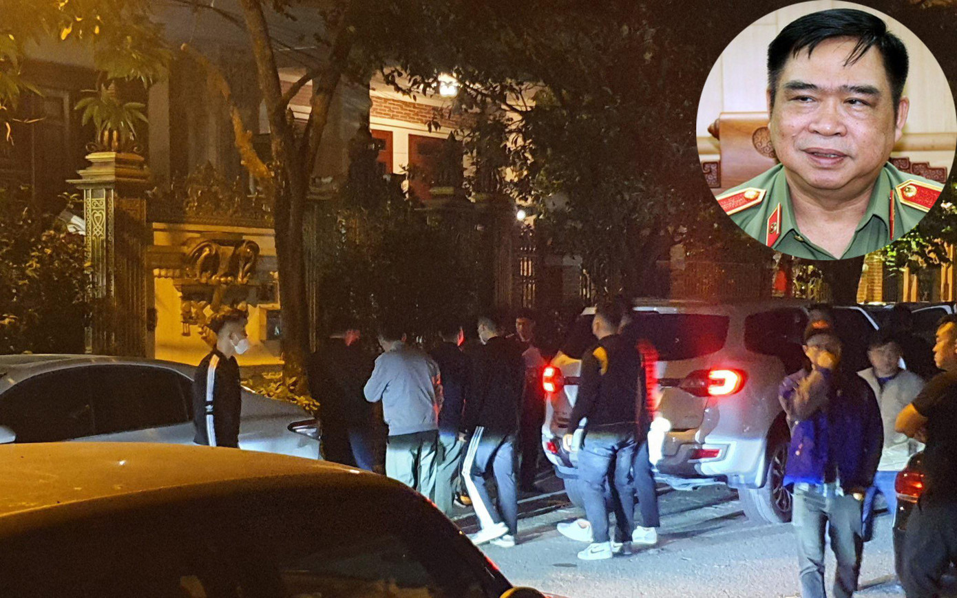 Cơ quan tố tụng khám xét nhà riêng ông Đỗ Hữu Ca, Thiếu tướng- nguyên Giám đốc Công an TP Hải Phòng . Ngày 22/2, ông Ca bị CQĐT Công an tỉnh Quảng Ninh khởi tố tội danh “ lừa đảo chiếm đoạt tài sản”. Ảnh: Nguyễn Hoàn