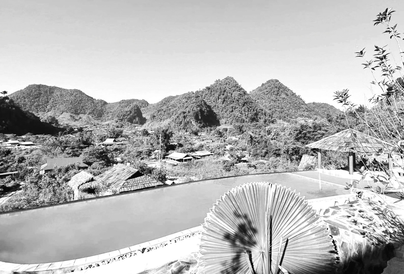 Đến Homestay của gia đình anh Lô Văn Phú, du khách được trải nghiệm làm những món ăn bản địa độc đáo