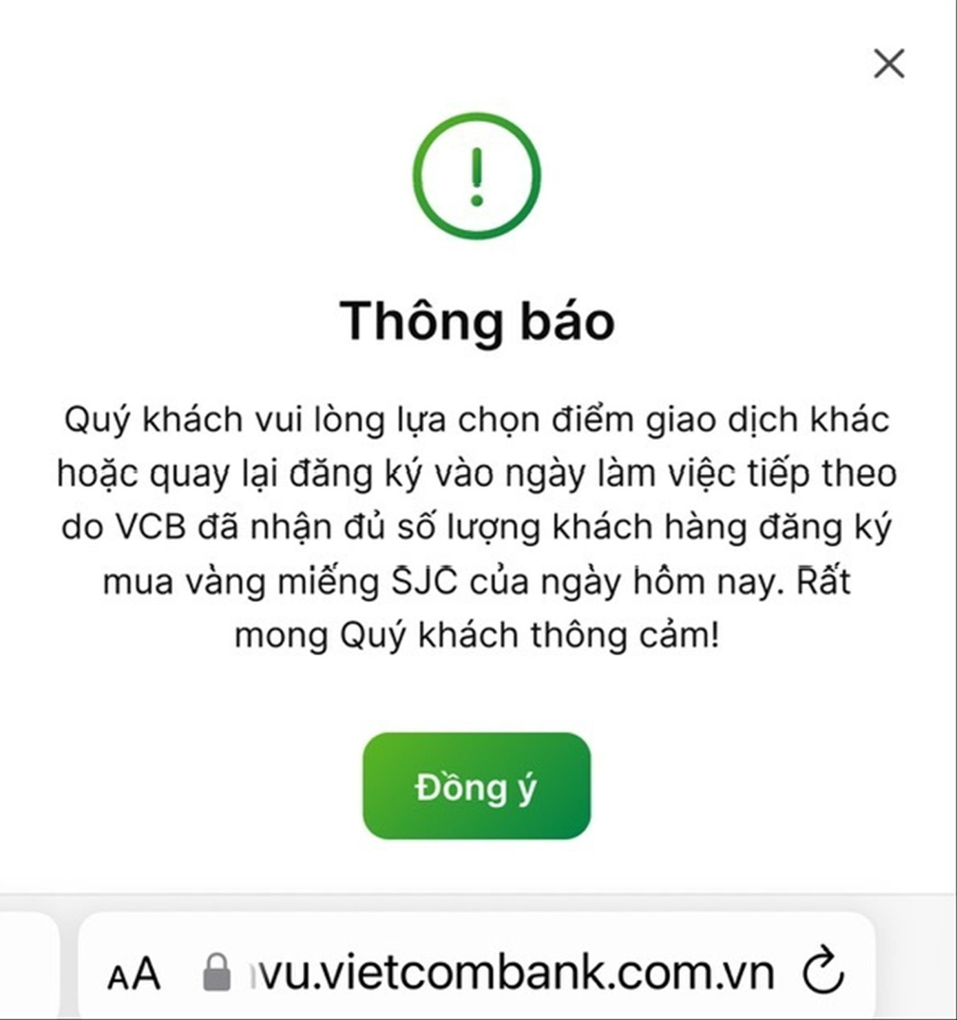 Khách hàng đăng ký mua vàng online cũng phải “xếp hàng” chờ tới lượt ảnh: PV