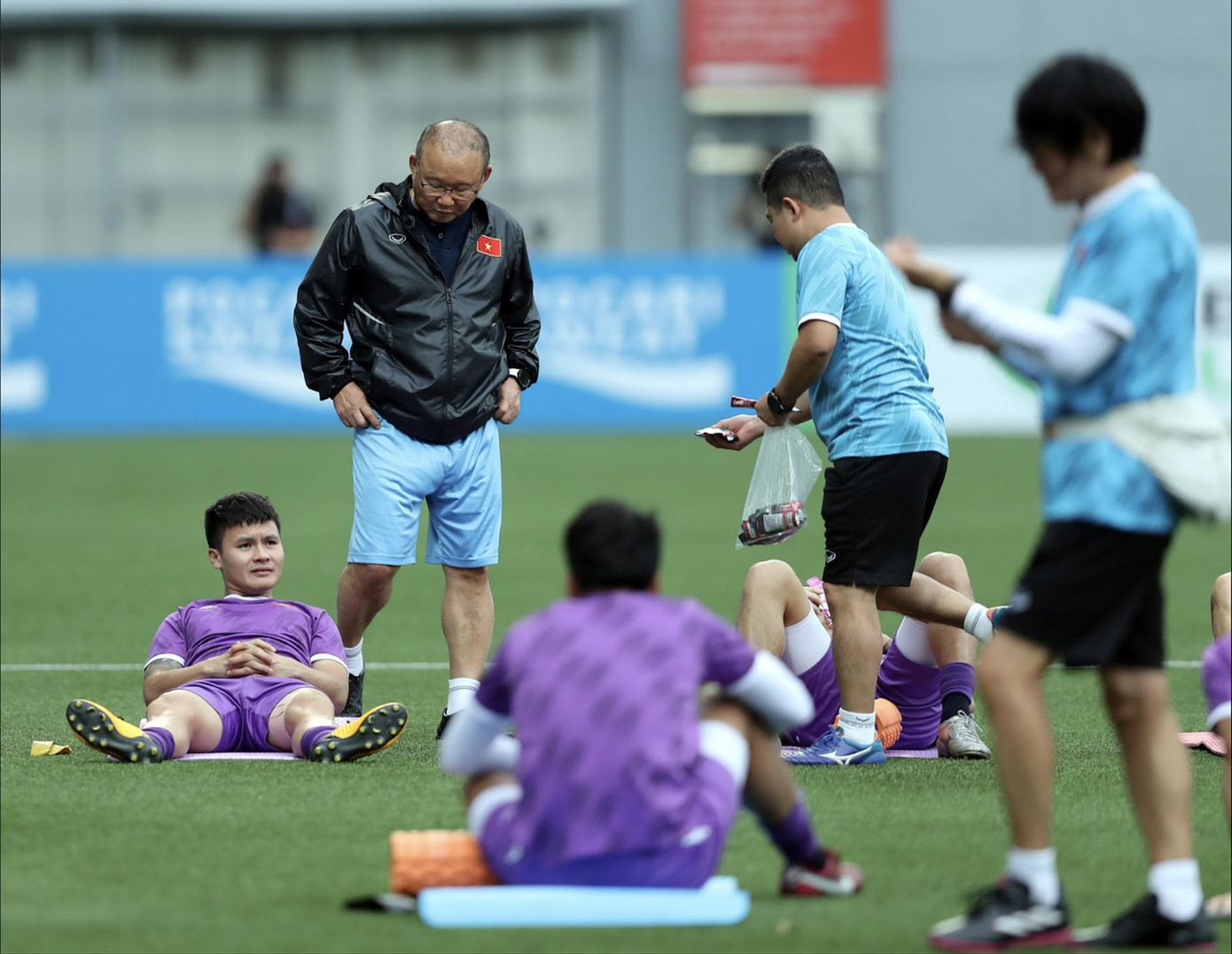 Đội tuyển Việt Nam tự tin giành kết quả tốt trước Singapore Ảnh: Hữu Phạm