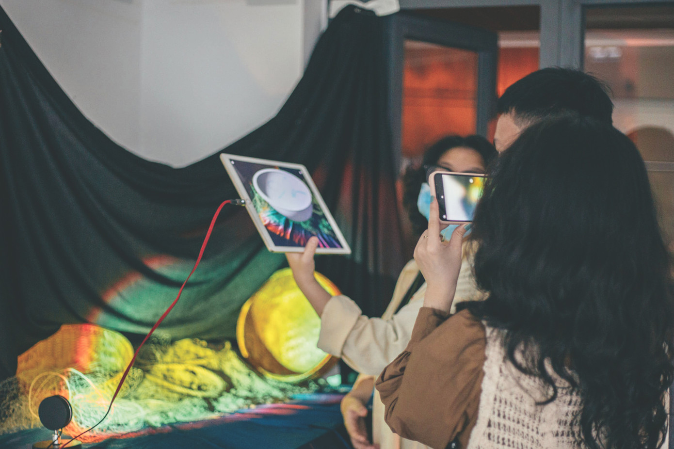 Điểm độc đáo của Đà Nẵng tui đó là ứng dụng công nghệ mới nhất để cho ra những tác phẩm "ngọ nguậy" Điểm độc đáo của Đà Nẵng tui đó là ứng dụng công nghệ mới nhất để cho ra những tác phẩm "ngọ nguậy"