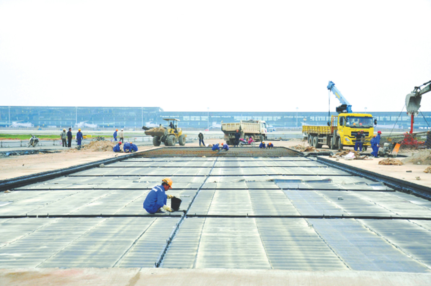 CIENCO4 thi công đường băng sân bay Nội Bài CIENCO4 thi công đường băng sân bay Nội Bài
