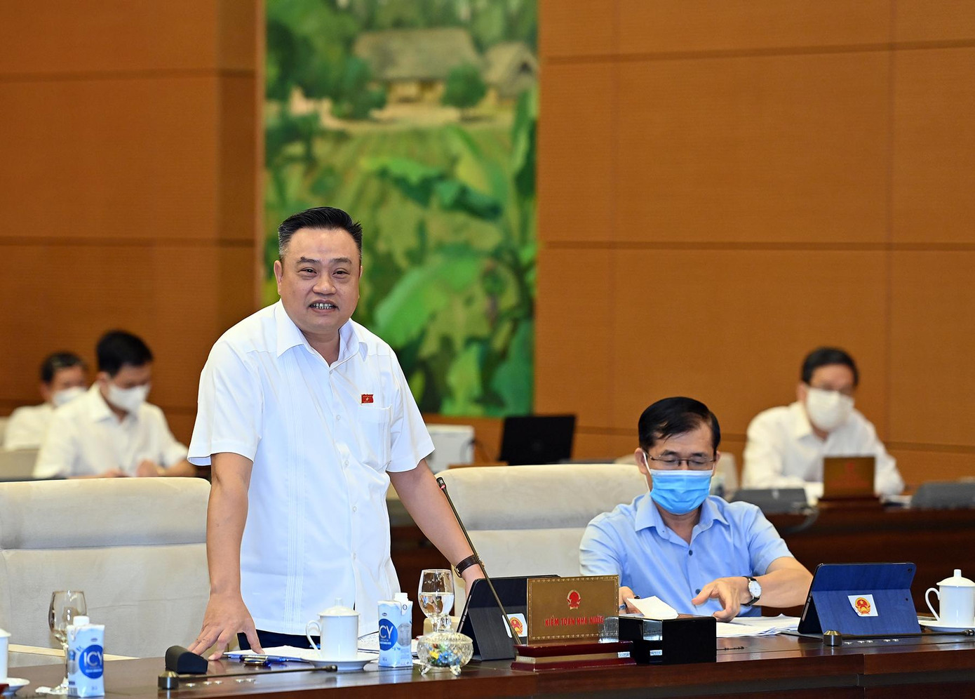 Tổng KTNN Trần Sỹ Thanh tại phiên họp. Ảnh: Như Ý