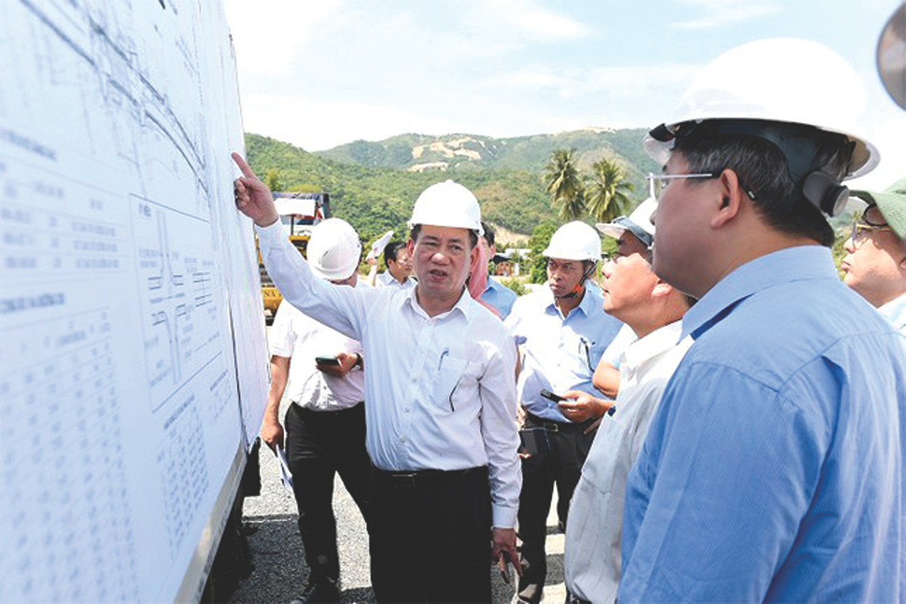 Bộ trưởng Tài chính Hồ Đức Phớc kiểm tra đôn đốc tiến độ dự án đầu tư công