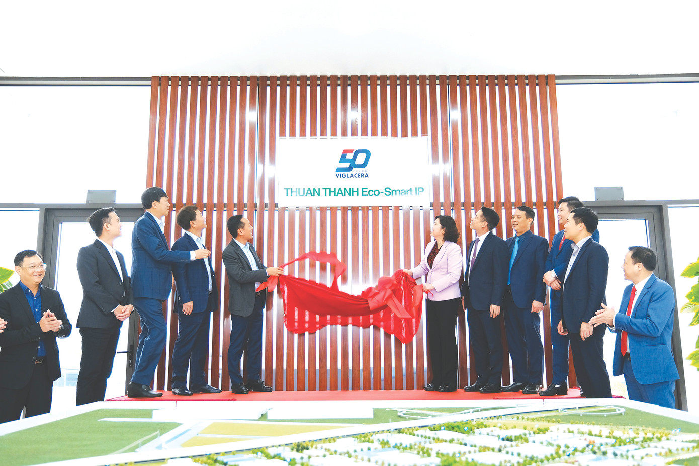 Công bố Thuan Thanh Eco-Smart IP sẽ là KCN đầu tiên của Viglacera bước vào thực hiện mục tiêu xanh và thông minh