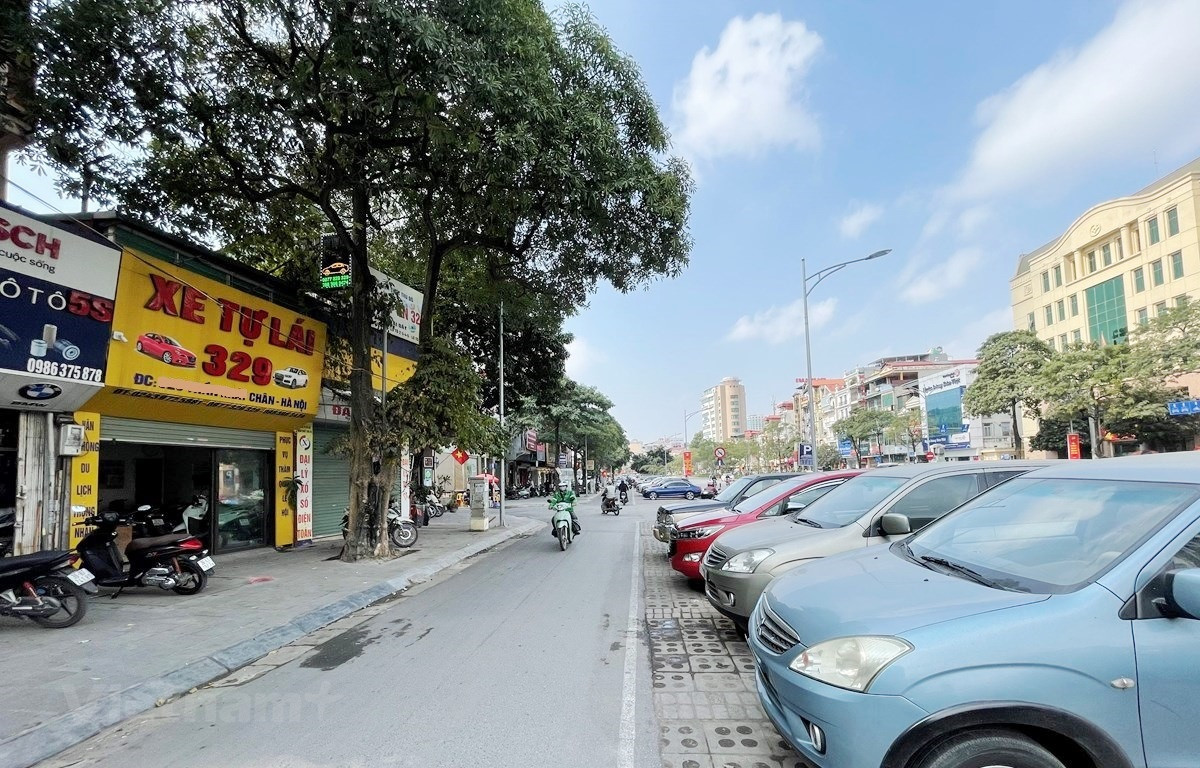 Dịch vụ cho thuê xe tự lái Hà Nội dịp Tết hoạt động tất bật. Dịch vụ cho thuê xe tự lái Hà Nội dịp Tết hoạt động tất bật.