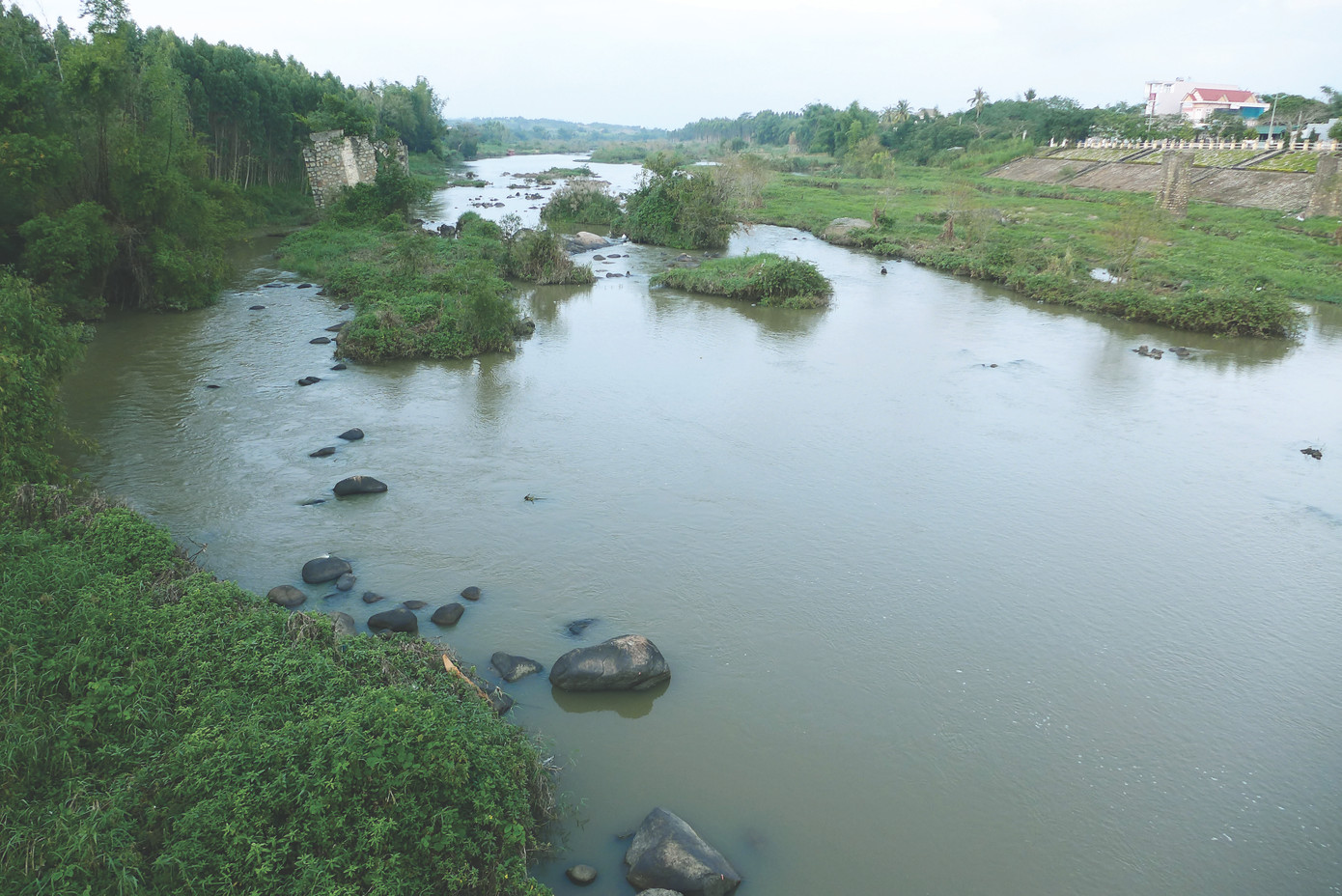 Sông Ba, đoạn chảy qua vùng đất cổ An Khê, Gia Lai Ảnh: Trần Tuấn
