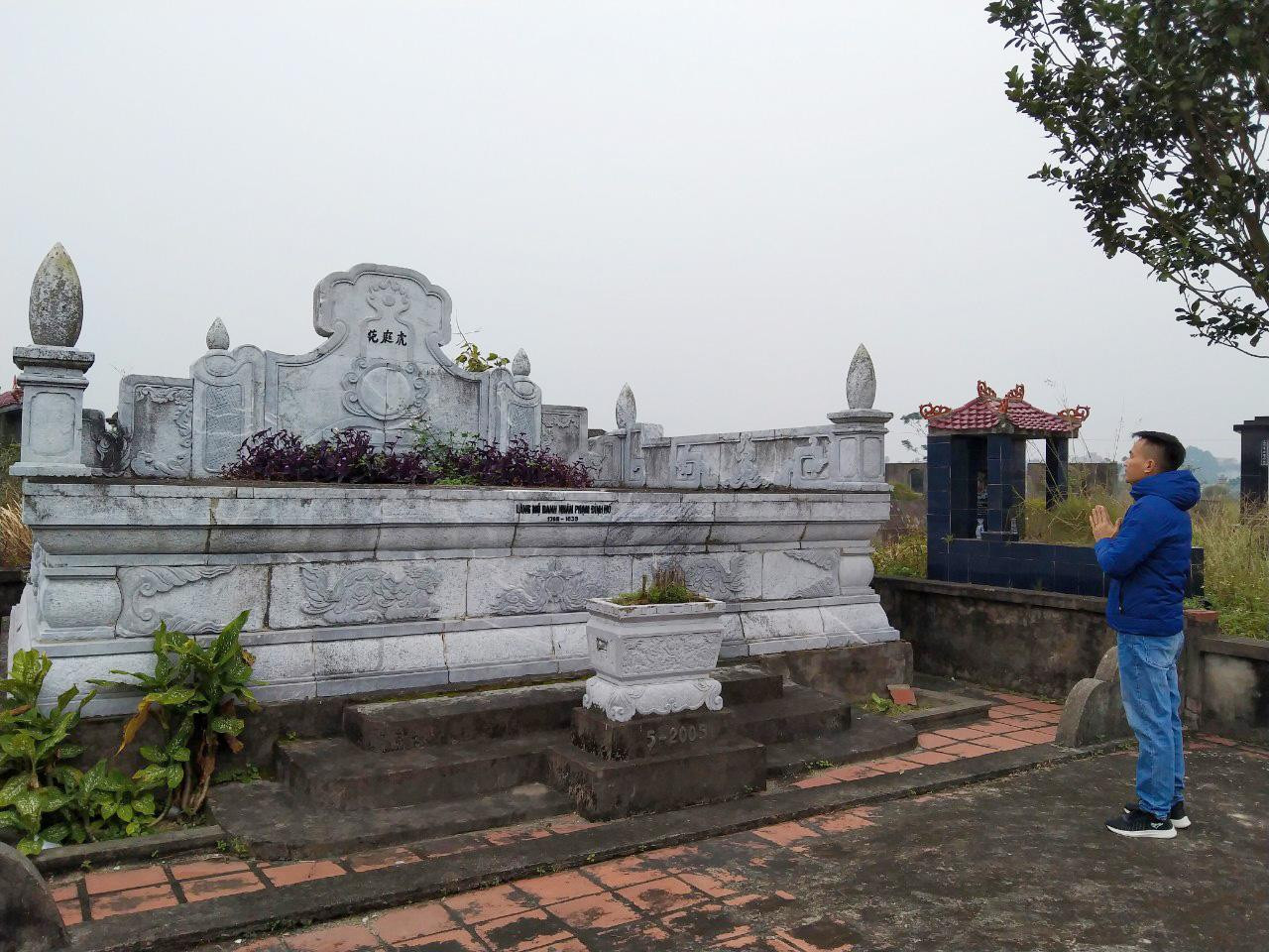 Lăng mộ danh nhân Phạm Đình Hổ. Ảnh: P.V Lăng mộ danh nhân Phạm Đình Hổ. Ảnh: P.V