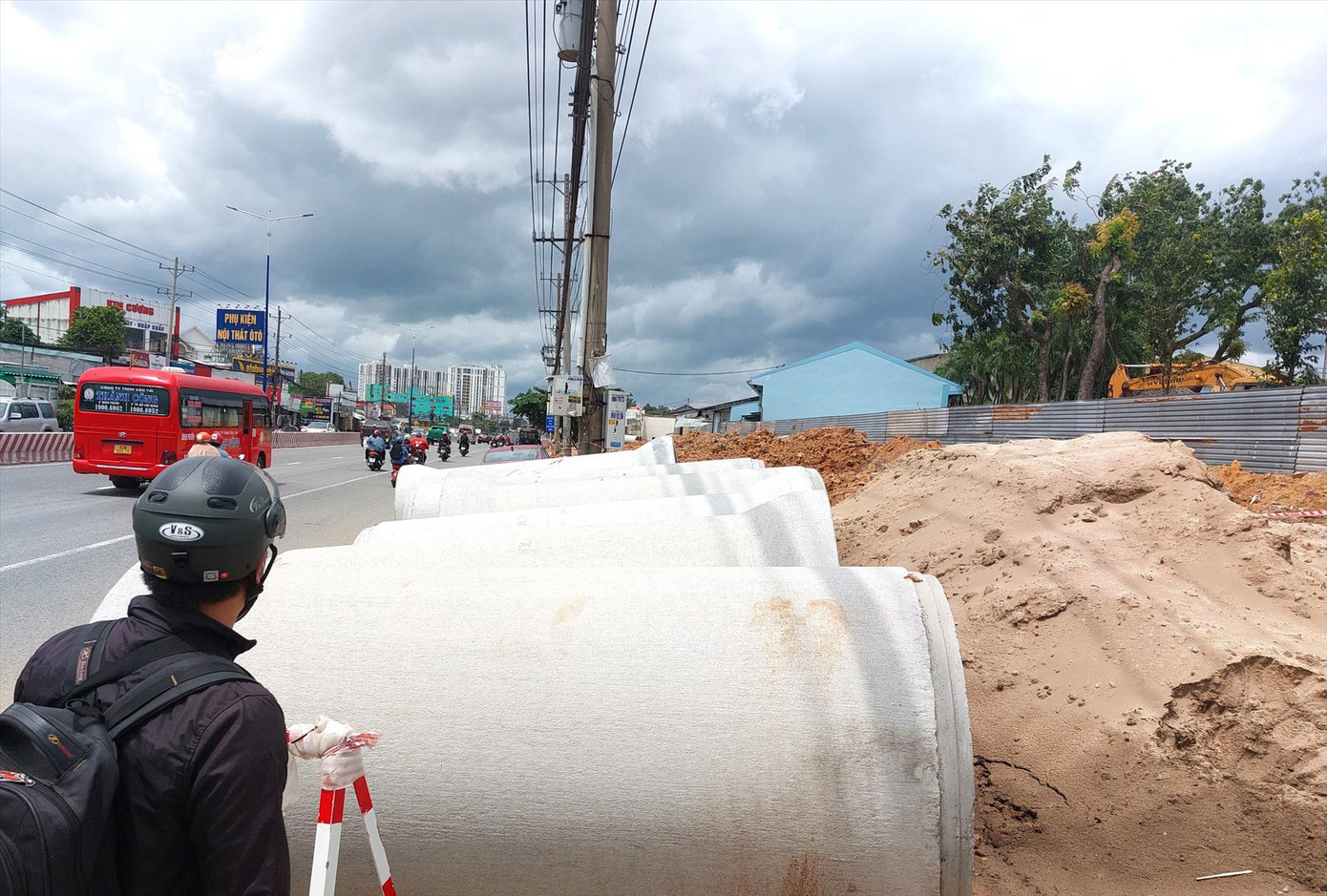 Quốc lộ 13 đoạn qua Bình Dương mở rộng thêm 2 làn xe (ảnh: H.C).