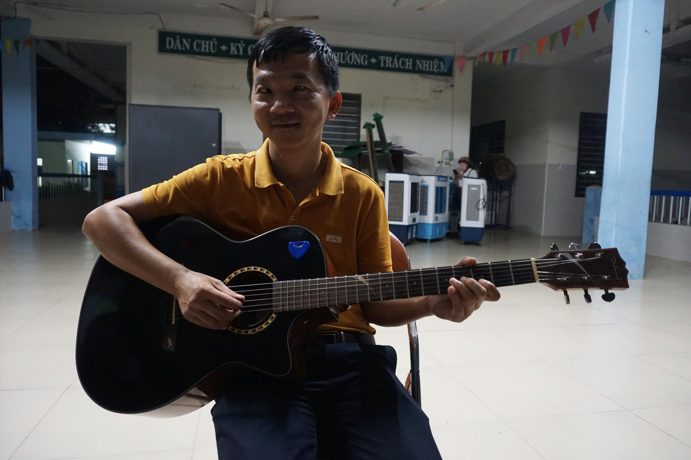 Những lớp học đàn đã nâng bước cho biết bao học trò khuyết tật yêu âm nhạc Những lớp học đàn đã nâng bước cho biết bao học trò khuyết tật yêu âm nhạc