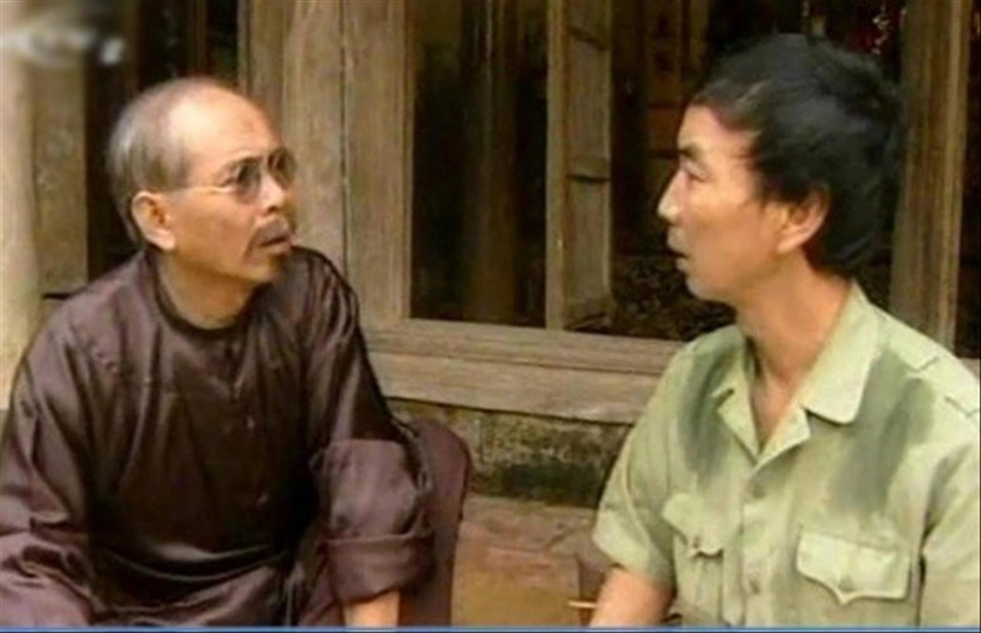 Cảnh phim Đất và người