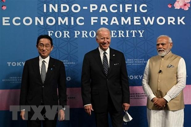 Thủ tướng Nhật Bản Kishida Fumio, Tổng thống Mỹ Joe Biden và Thủ tướng Ấn Độ Narendra Modi tại lễ công bố IPEF ở Nhật Bản ngày 23/5 Ảnh: TTXVN Thủ tướng Nhật Bản Kishida Fumio, Tổng thống Mỹ Joe Biden và Thủ tướng Ấn Độ Narendra Modi tại lễ công bố IPEF ở Nhật Bản ngày 23/5 Ảnh: TTXVN