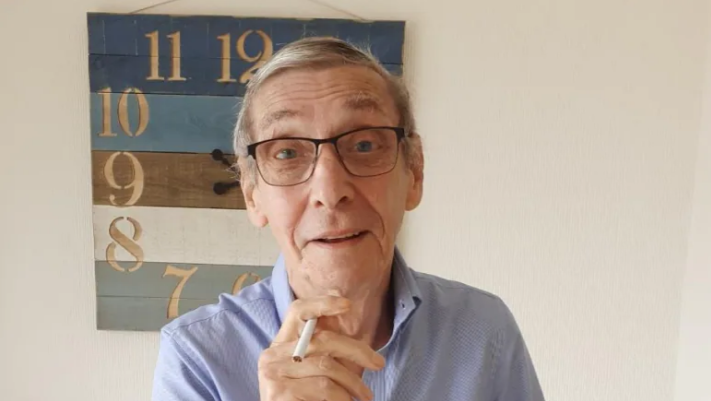 Brian Robson trong một cuộc phỏng vấn gần đây Brian Robson trong một cuộc phỏng vấn gần đây