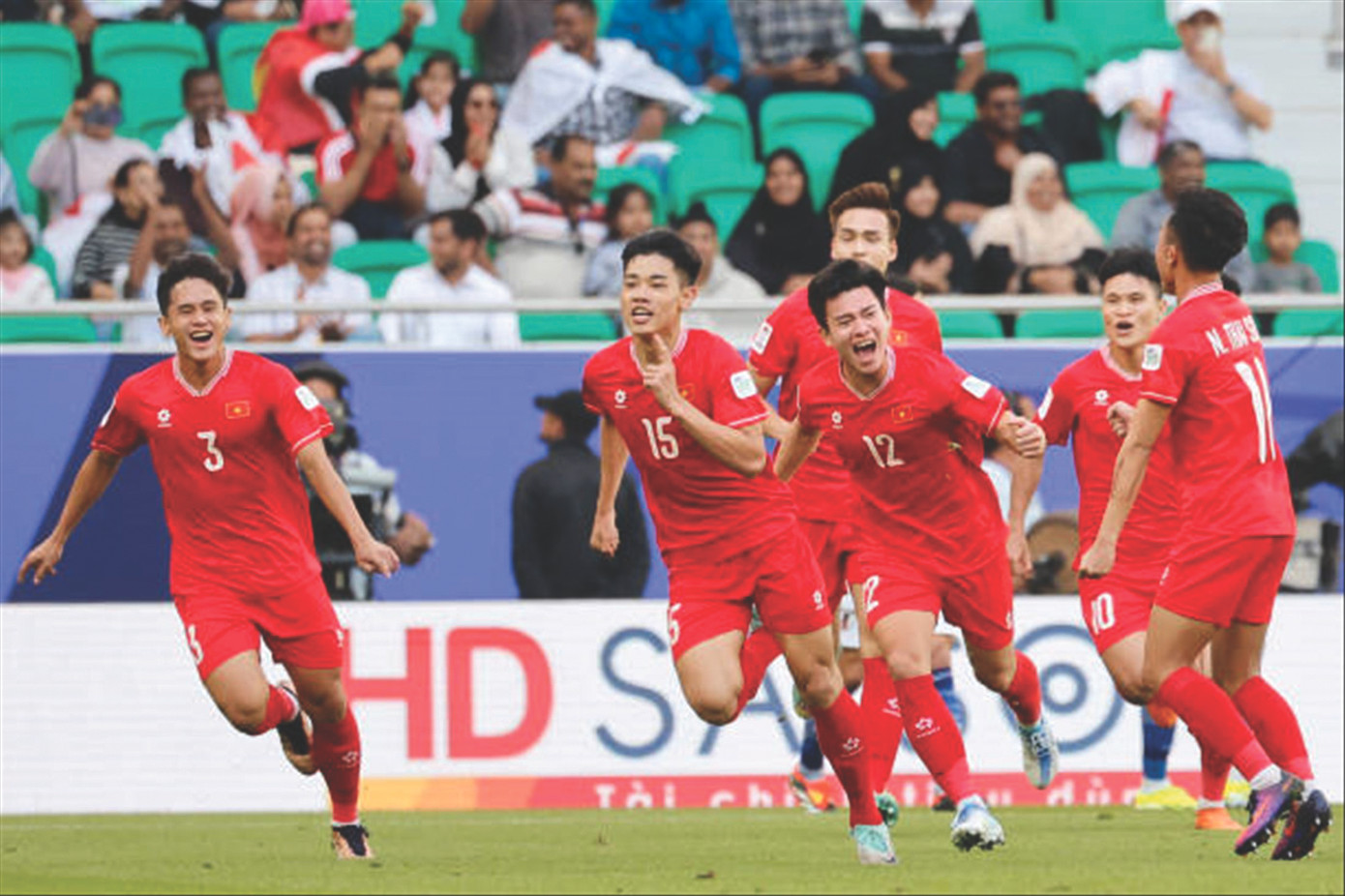 ĐT Việt Nam đã tạo nên trận đấu đầy cảm xúc trước Nhật Bản. Ảnh: Hữu Phạm ĐT Việt Nam đã tạo nên trận đấu đầy cảm xúc trước Nhật Bản. Ảnh: Hữu Phạm