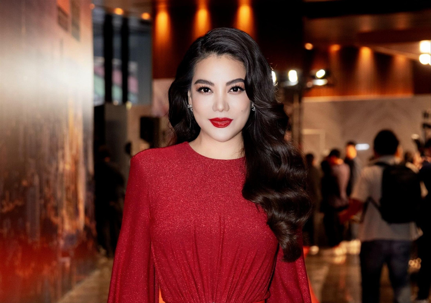 Diễn viên Trương Ngọc Ánh cũng thông qua mạng xã hội để đòi khoản nợ hàng chục tỷ đồng. Diễn viên Trương Ngọc Ánh cũng thông qua mạng xã hội để đòi khoản nợ hàng chục tỷ đồng.