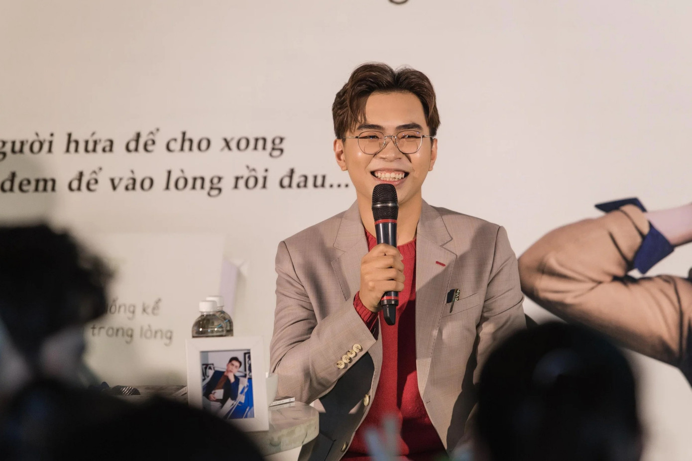 Diễn viên hài, tác giả sách Minh Dự