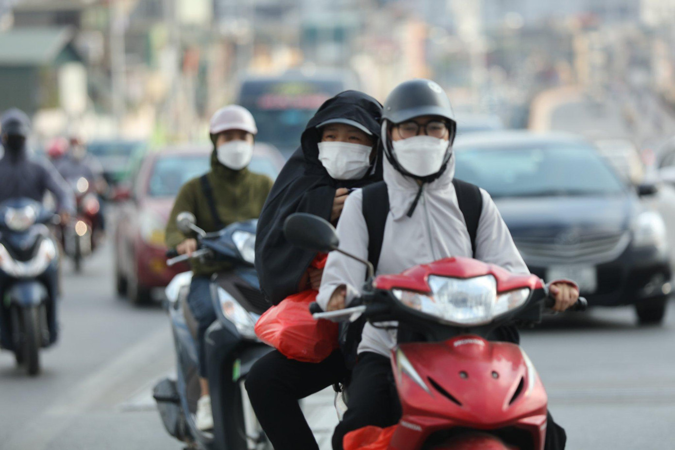 Nguyên nhân chính gây ung thư da là tiếp xúc với tia cực tím (tia UV) trong ánh nắng mặt trời Ảnh: Như Ý Nguyên nhân chính gây ung thư da là tiếp xúc với tia cực tím (tia UV) trong ánh nắng mặt trời Ảnh: Như Ý