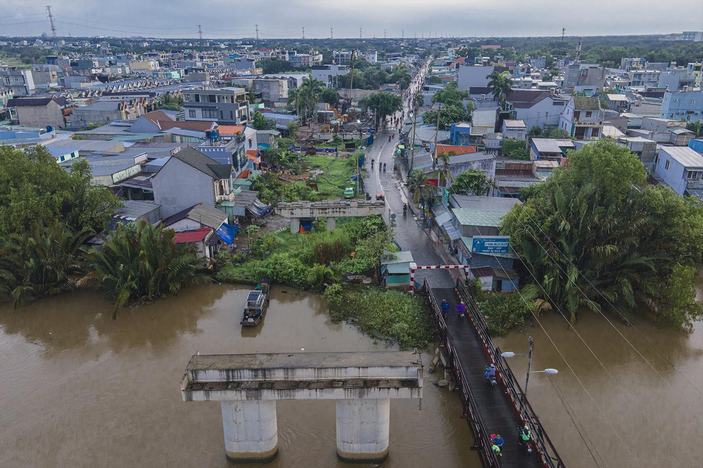 Dự án xây dựng cầu Long Kiểng mới sắp được khởi động trở lại sau nhiều năm “đắp chiếu” Ảnh: Phạm Nguyễn Dự án xây dựng cầu Long Kiểng mới sắp được khởi động trở lại sau nhiều năm “đắp chiếu” Ảnh: Phạm Nguyễn