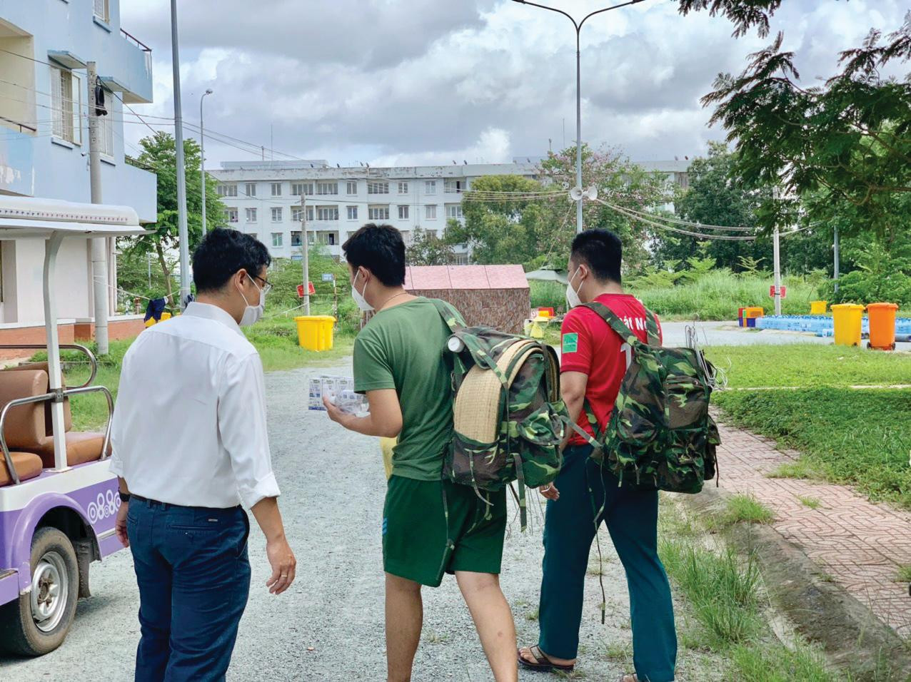 Những bệnh nhân cuối cùng của bệnh viện dã chiến số 4 xuất viện