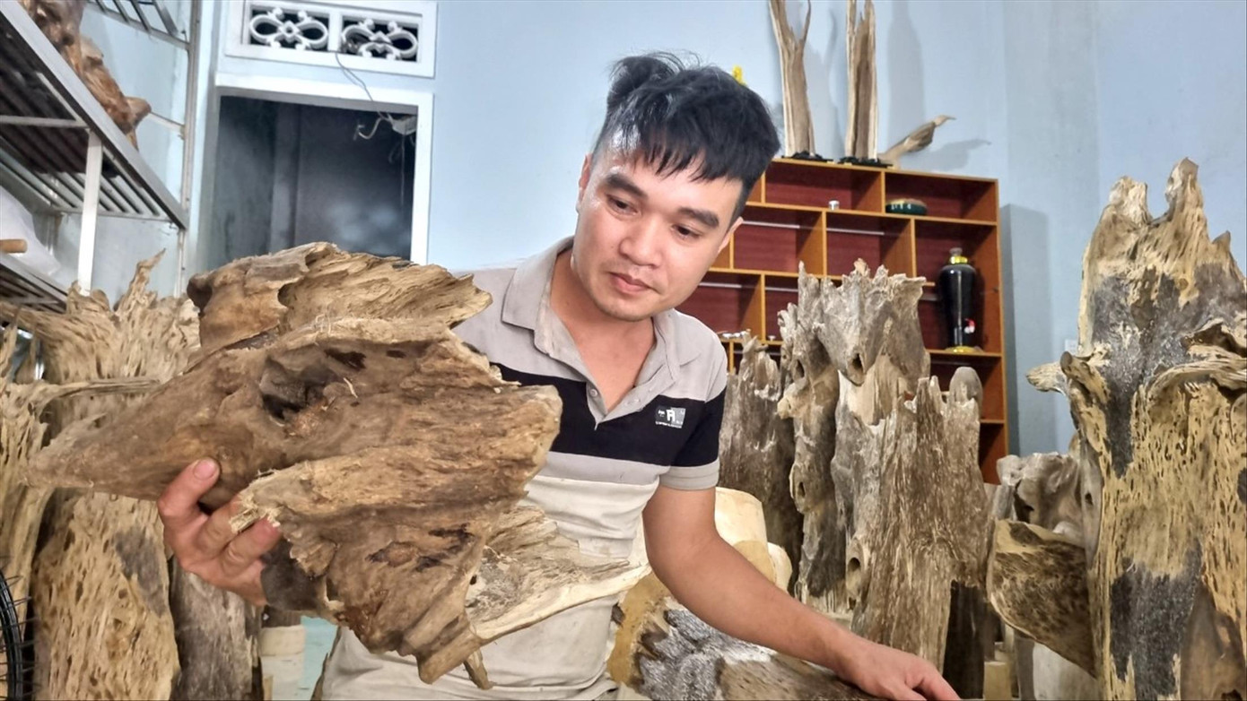 Sản phẩm chế tác từ trầm tự nhiên có giá cao từ vài chục triệu đến vài trăm triệu đồng.