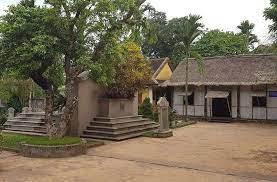 Nếp nhà của Ông già Bến Ngự tại Huế