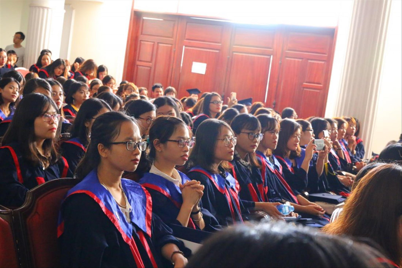 Thế hệ tương lai cần được đánh giá đúng thực chất. Ảnh: Ulis