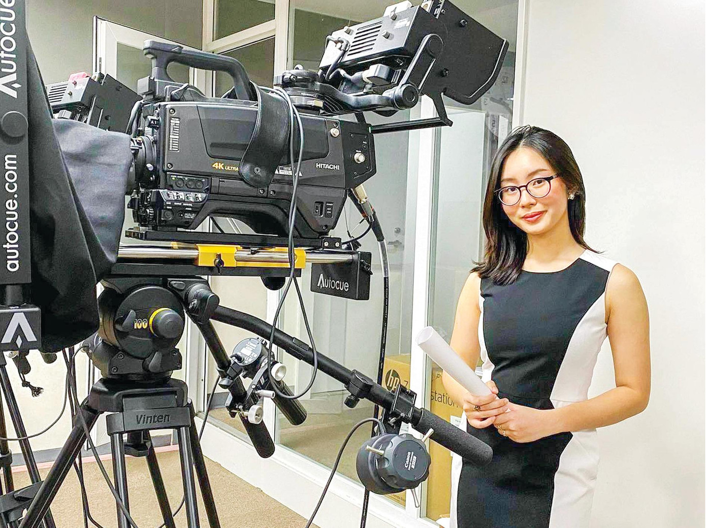 Dương Phương Linh trải nghiệm nghề báo khi làm thực tập sinh ở VTV4