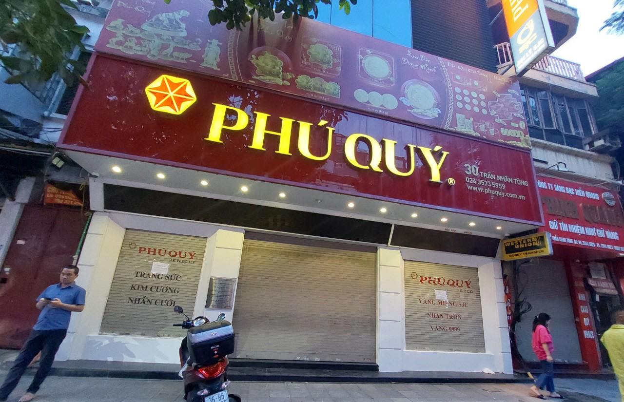 Lãnh đạo bị khởi tố, hệ thống vàng Phú Quý tạm thời đóng cửa