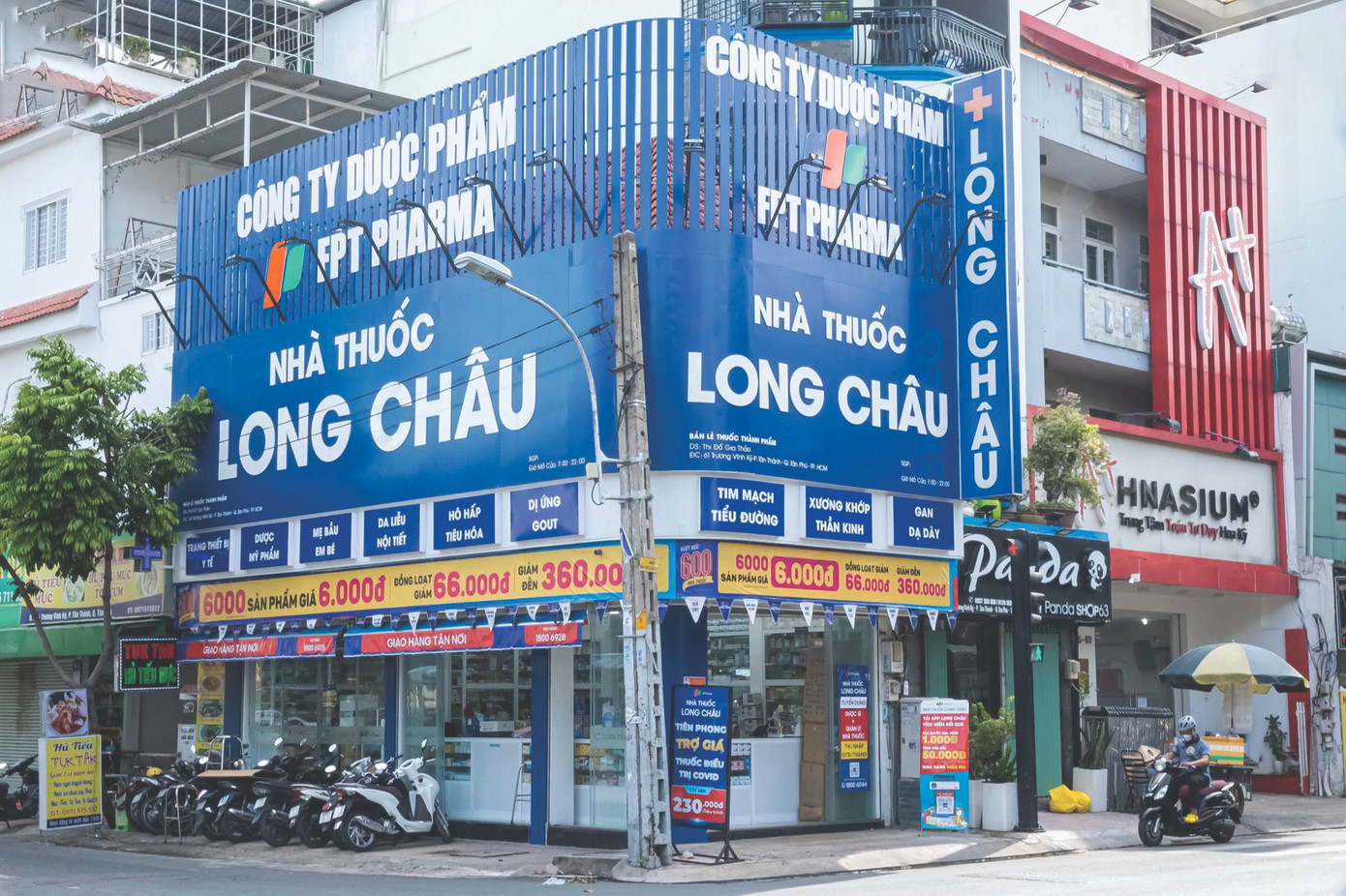 FPT Long Châu sở hữu hệ thống nhà thuốc rộng khắp 63 tỉnh thành trên toàn quốc