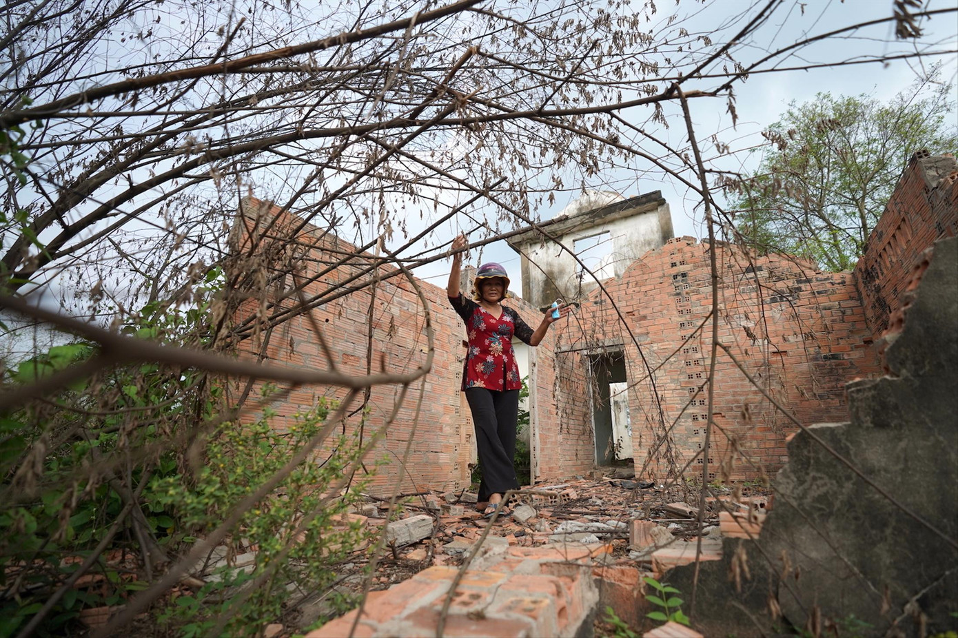 Hàng loạt dự án “treo” ở Củ Chi, Hóc Môn trong nhiều năm qua khiến cuộc sống người dân gặp khó khăn. Ảnh: Phạm Nguyễn Hàng loạt dự án “treo” ở Củ Chi, Hóc Môn trong nhiều năm qua khiến cuộc sống người dân gặp khó khăn. Ảnh: Phạm Nguyễn